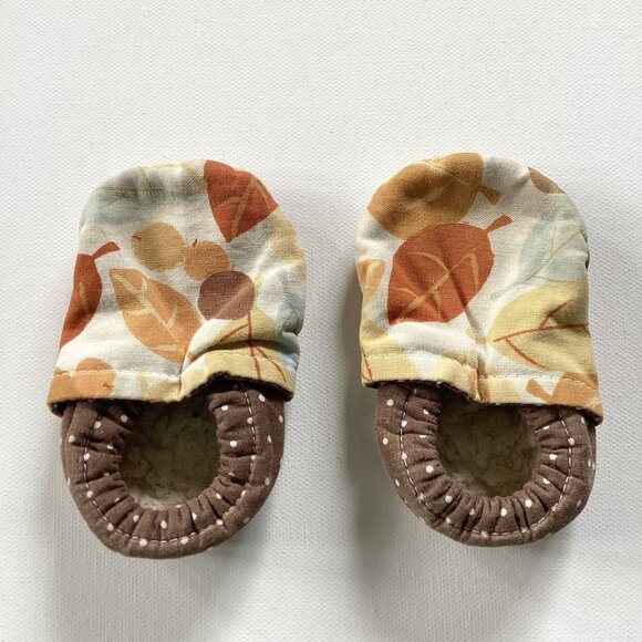 Bison Booties Leaf Shoes - Picture 4 of 9